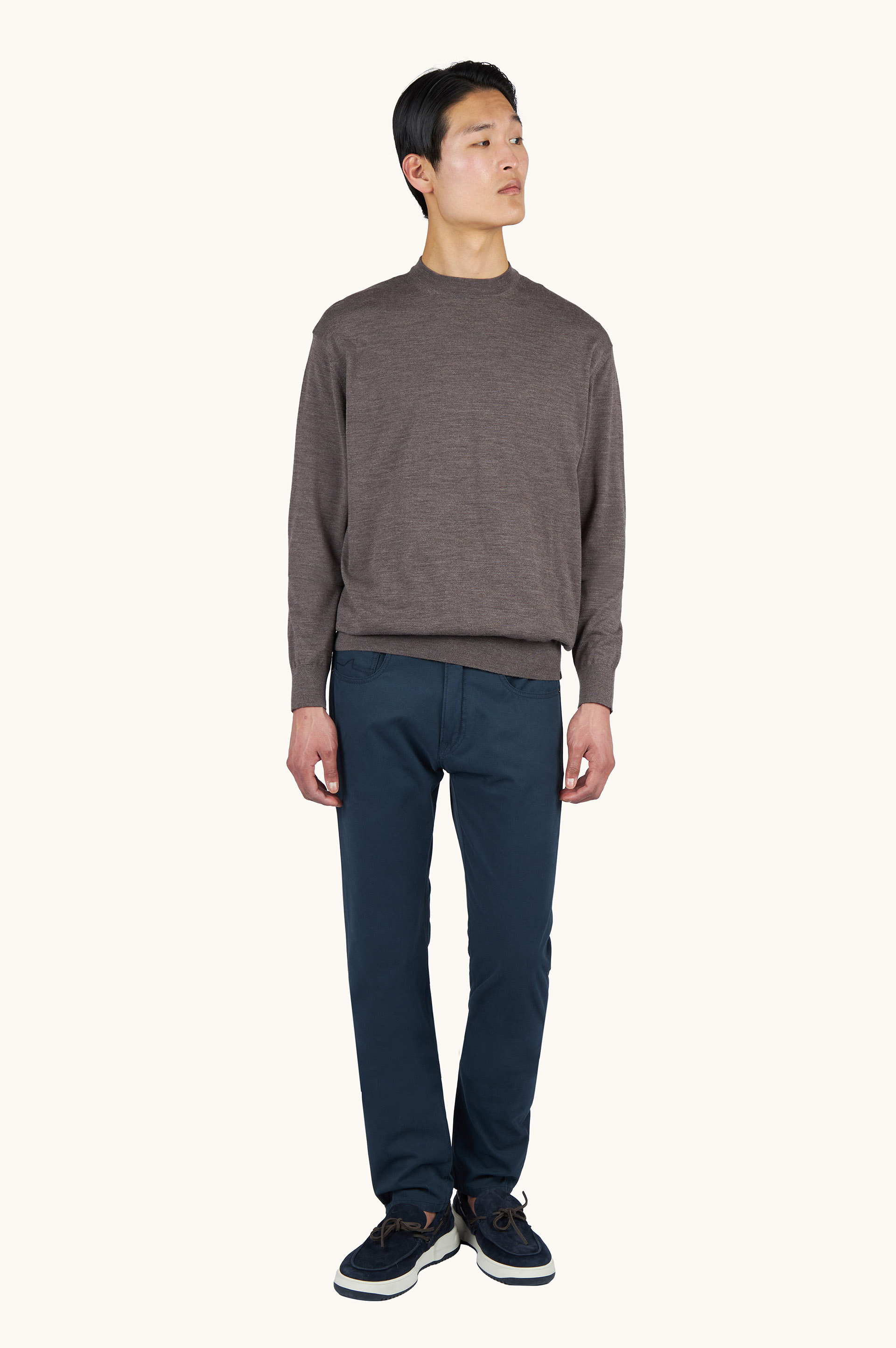 Pull col rond en laine Merino 140&rsquo;S superfine image number 2