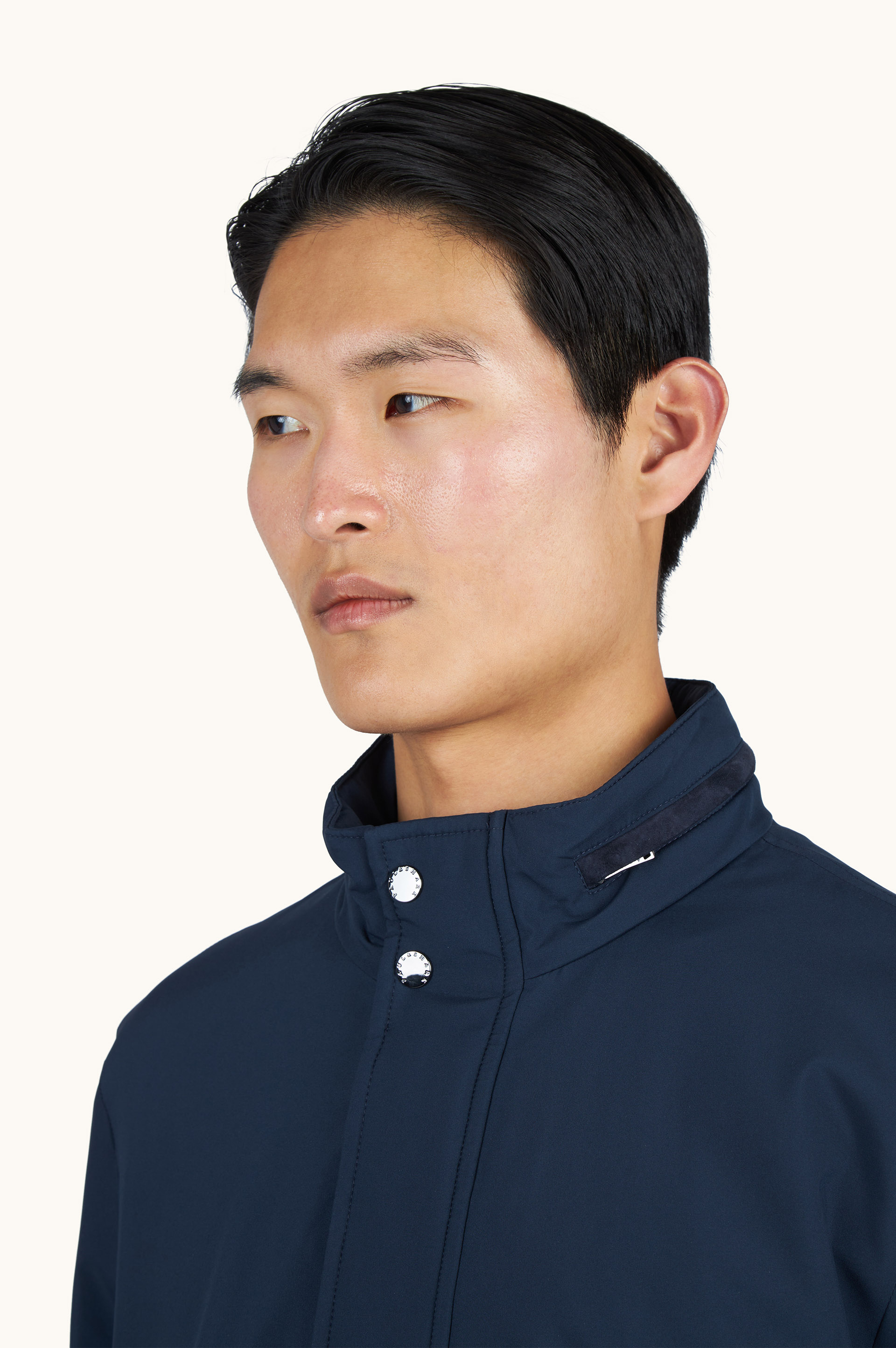 Car coat Typhoon&reg; Platinum con detalles en suede image number 3