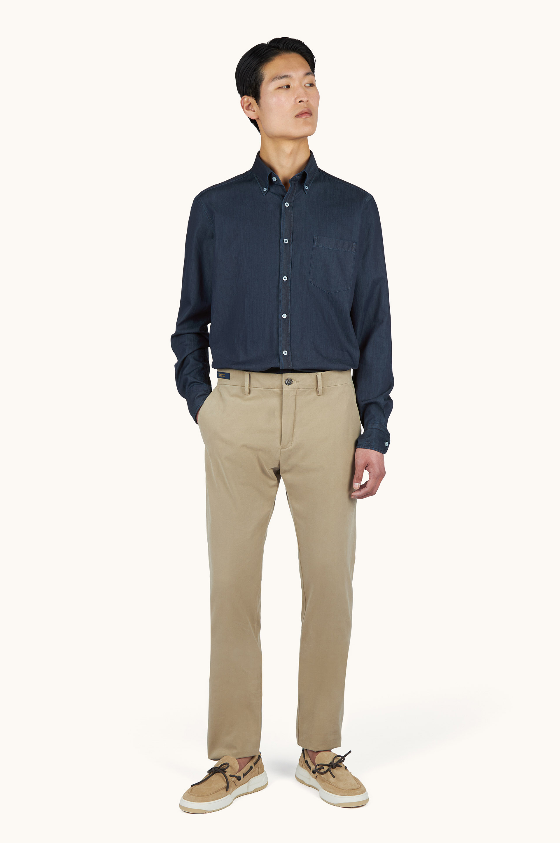 X-Soft Shirt in Giza cotton light denim image number 2