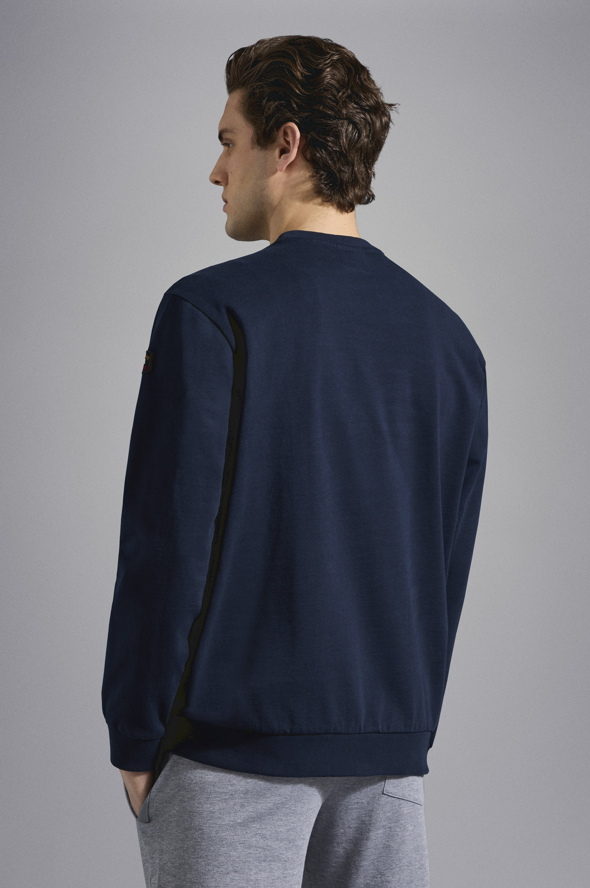 Sudadera en algodón con Iconic badge image number 3 Sudadera en algodón con Iconic badge image number 3