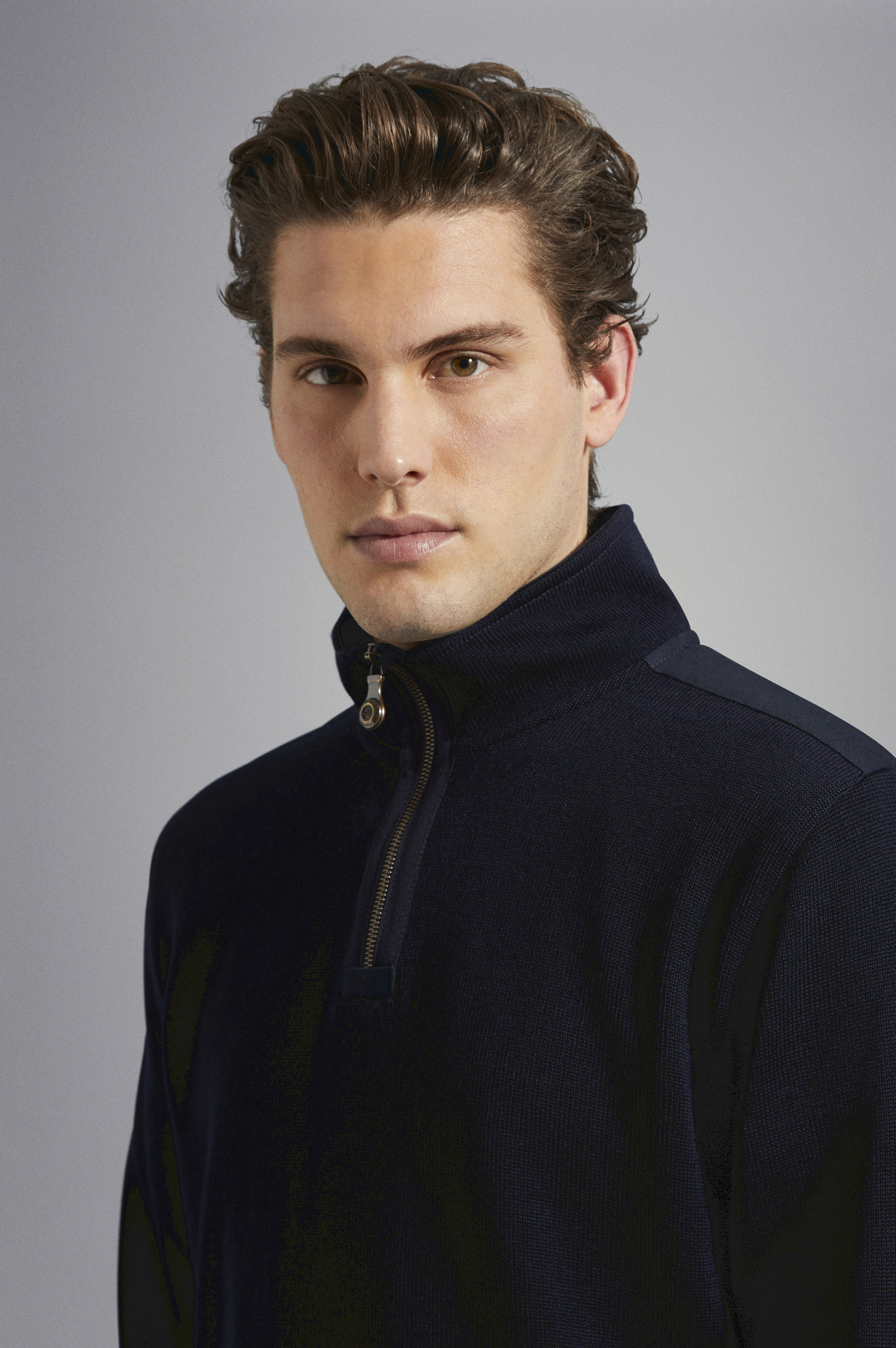 Half-zip wool sweater with iconic badge image number 4 Half-zip wool sweater with iconic badge image number 4