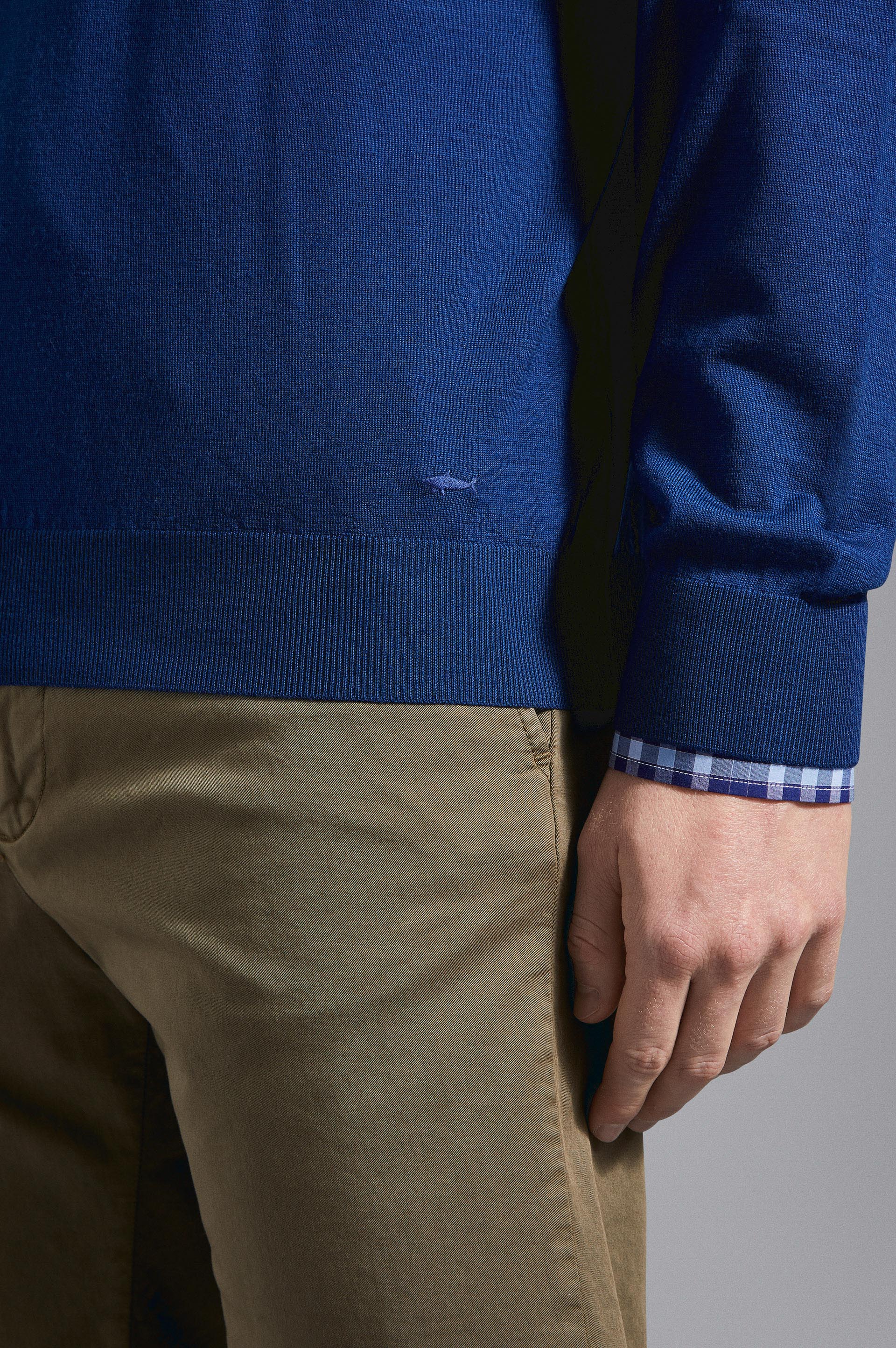 Winter Summer Merino wool extra-fine half zip sweater image number 4