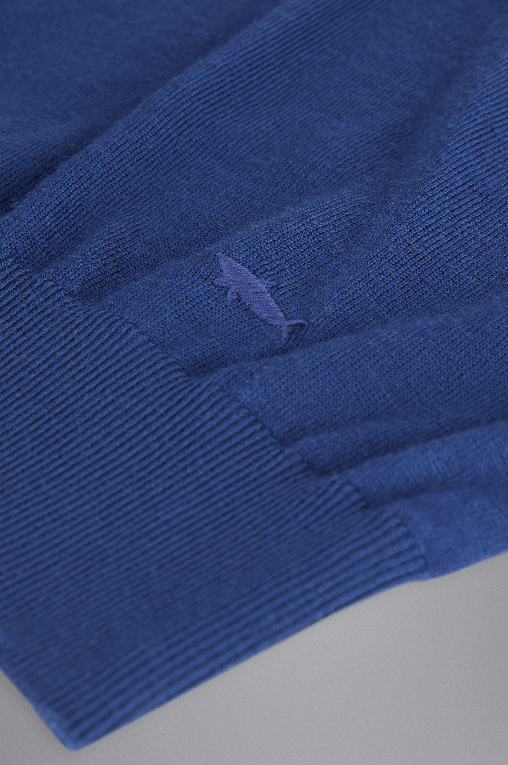 Winter Summer Merino wool extra-fine half zip sweater image number 5