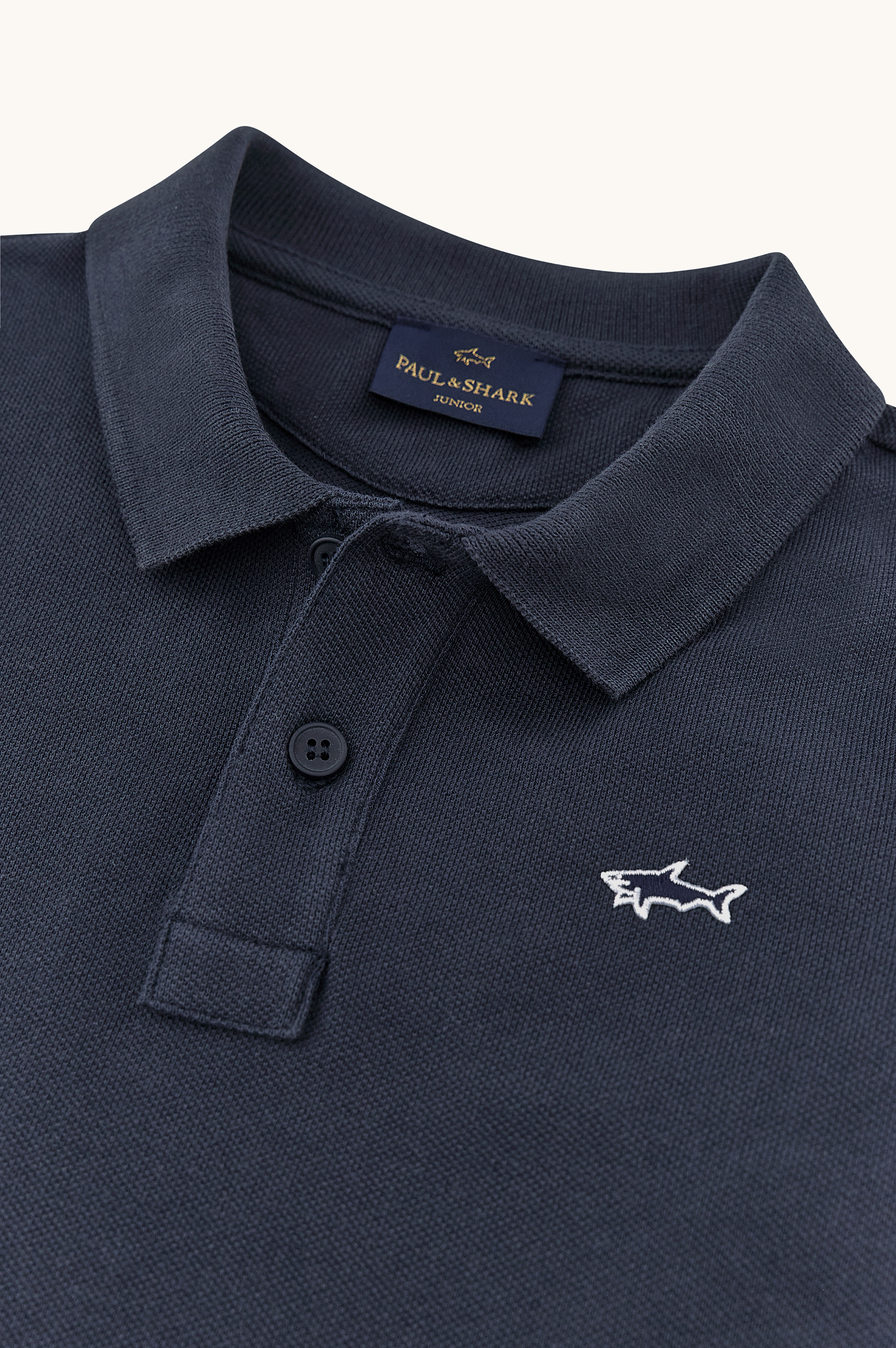 بولو من بيكيه القطن بتطريز Shark image number 3