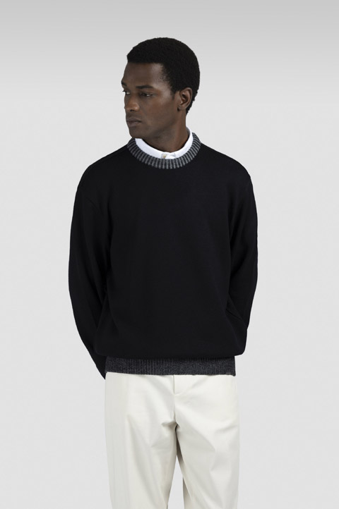 Soft Cool Touch wool crewneck Sweater