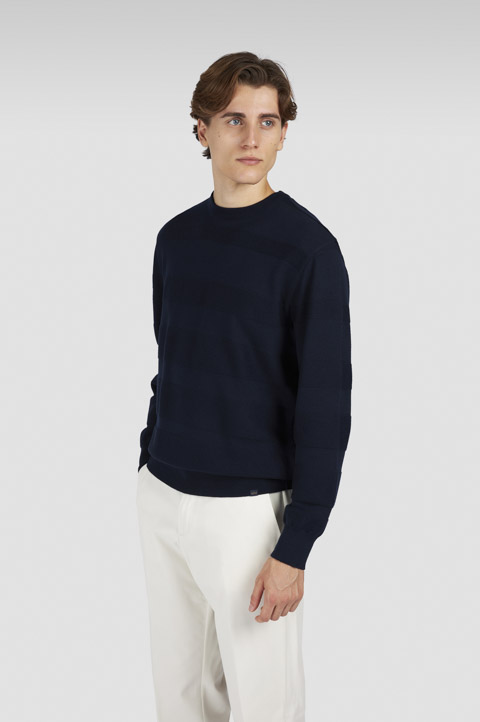 Soft Cool Touch wool crewneck Sweater