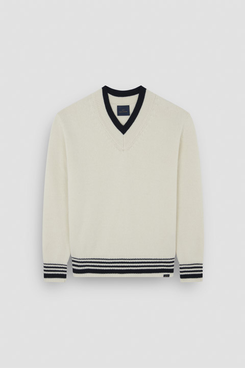 Sweater in Re-Wool with V-neck