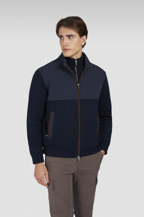 Hybrid jacket in wool and cashmere with Suede and Typhoon® Re-4x4 Stretch details Hybrid jacket in wool and cashmere with Suede and Typhoon® Re-4x4 Stretch details