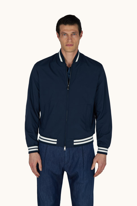 Typhoon&reg; Platinum bomber