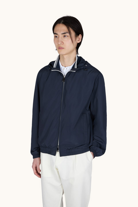 Windbreaker in microfiber