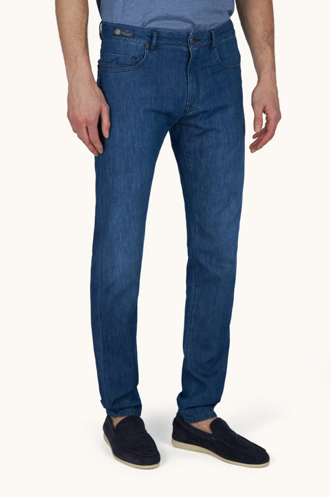 Vaqueros de denim de seda y algod&oacute;n